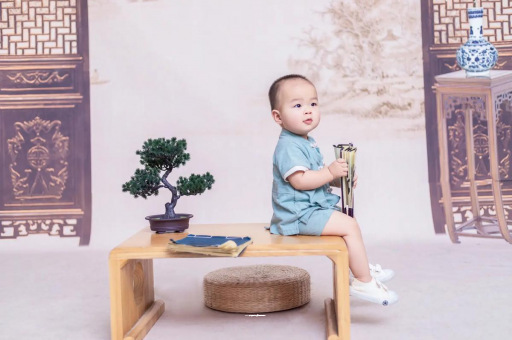 黑河宝宝几个月笑出声